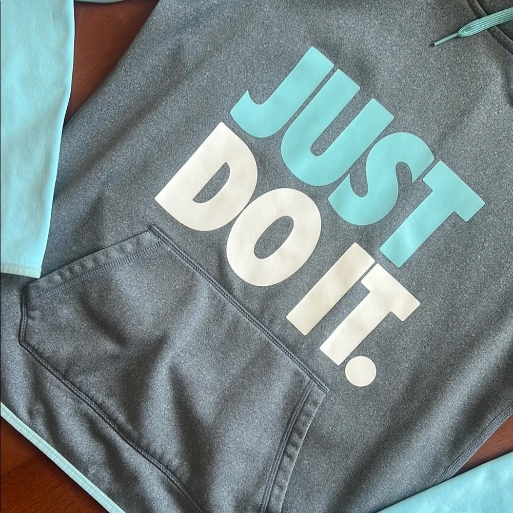 Nike Hoodie Sweater - Picture 2 of 6